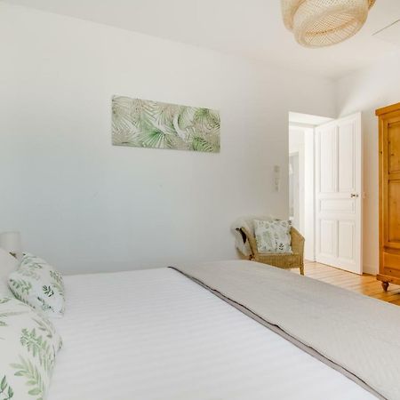 Maison Qui s'y frotte s'y pique Robert-Espagne Exterior foto
